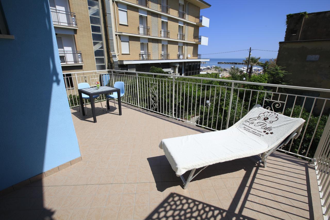 Art Hotel La Perla Bellaria-Igea Marina Exterior foto